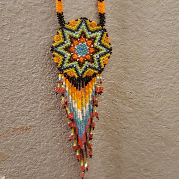 Native American 12 Inch Necklace - Picture 1 of 7